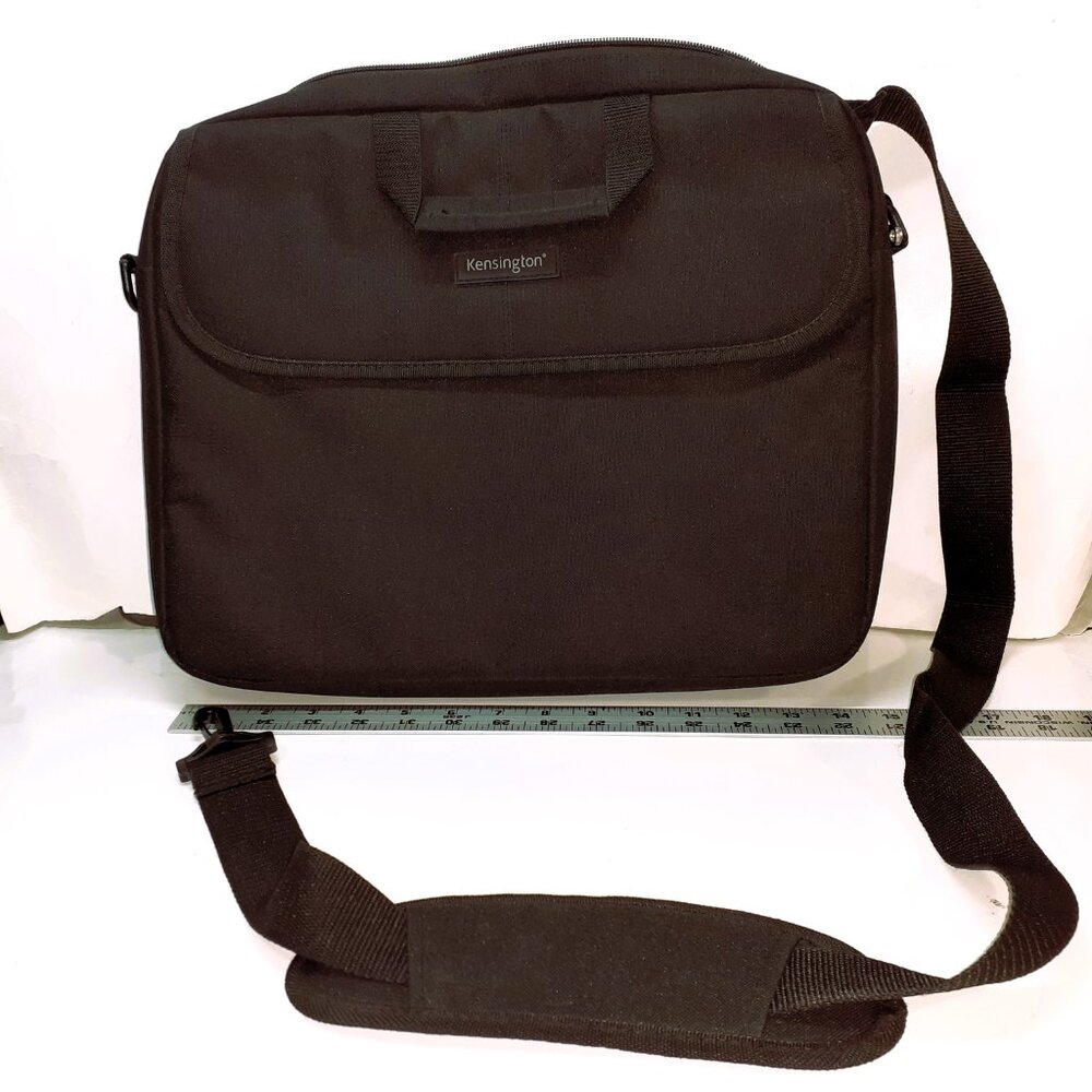 Kensington SP10 15.6” SLEEVE PORTABLE LAPTOP BAG/CARRYING CASE [K 62562]